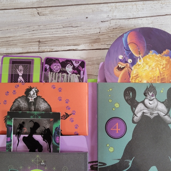 Disney Villains 13 Frights of Halloween Book Countdown to Halloween - Picture 11 of 13